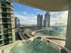 Dar Vacation - Modern 1BDR with Jacuzzi, Downtown